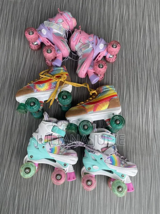 Original Kids Skating Shoes Available at Cool Price · Photo 1