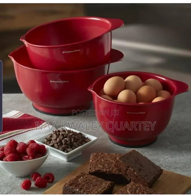 3pcs Plastic Mixing Bowls Set · Photo 1