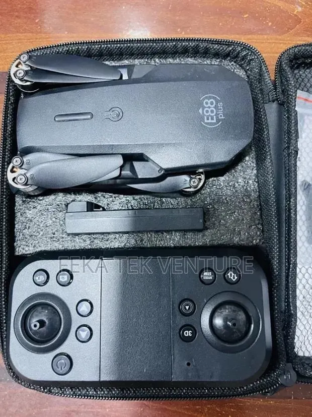 E88 Drone Dual Battery · Photo 1