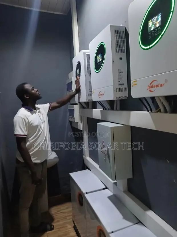 Solar Installation and Maintenance Service · Photo 1