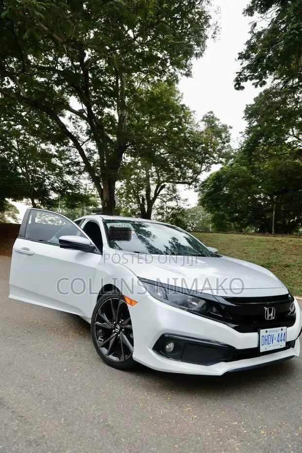 Honda Civic Sport Sedan 2020 White · Photo 1