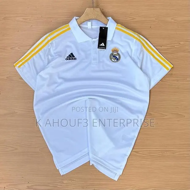 Various Team’S Lacoste Available · Photo 1