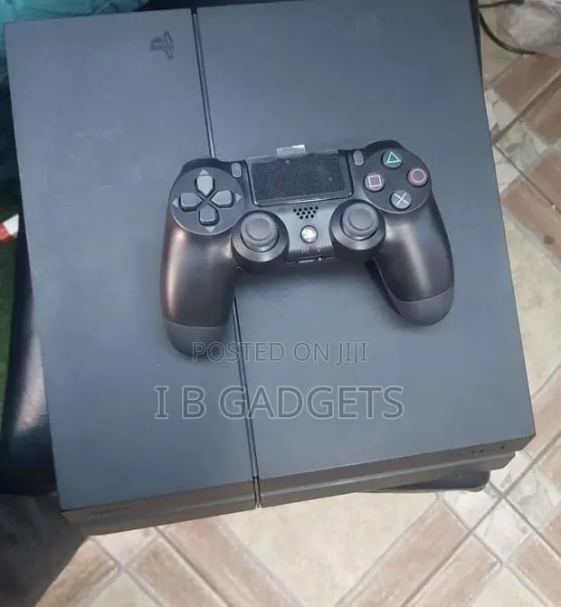 Sony Ps4 Standard · Photo 1