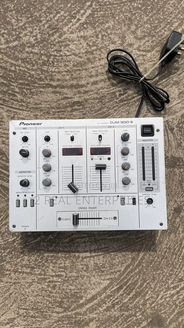 Pioneer Two-Channel DJ Mixer · Photo 1