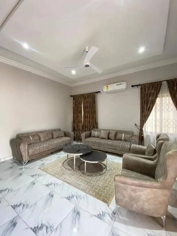 Furnished 3bdrm House in CFC Estates for sale · Photo 2
