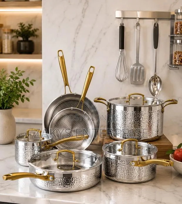 High Quality Triply Stainless Steel Cookware Set 10pcs · Photo 1