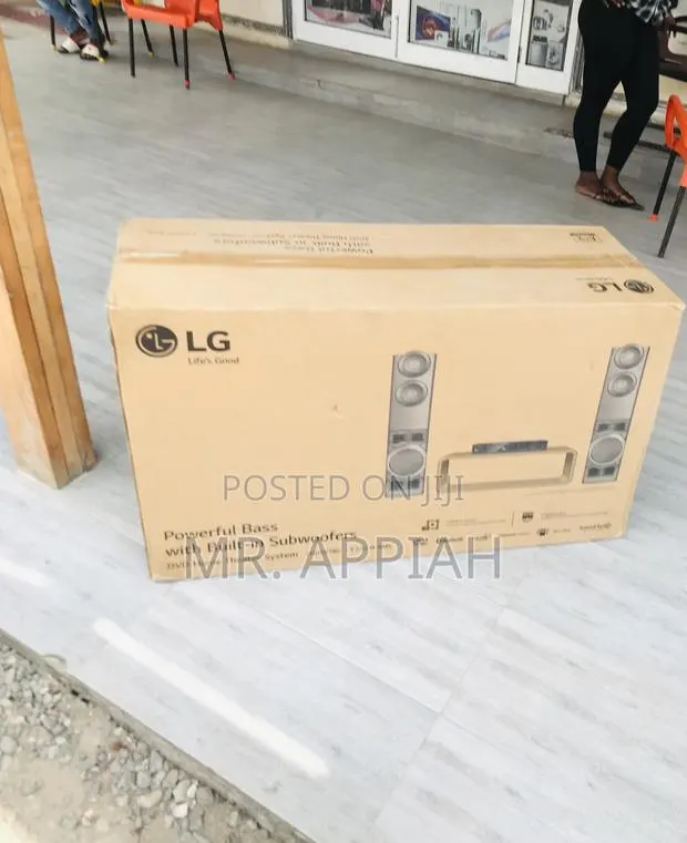 Premium Lg Lhd687bg 1250watt Bluetooth Home Theater(Black) · Photo 1