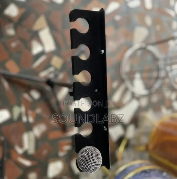 Multi-microphone Holder Mounted On A Microphone Stand. · Photo 1
