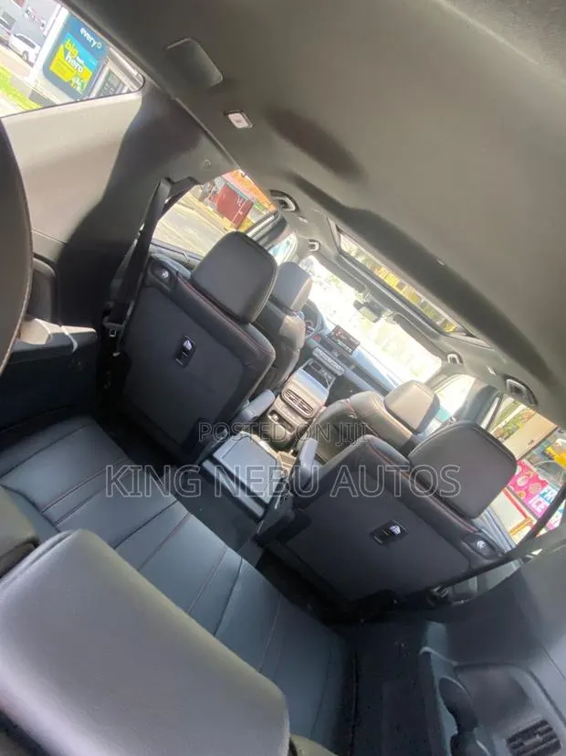 Honda Pilot EX-L+ 2WD 2025 White · Photo 1