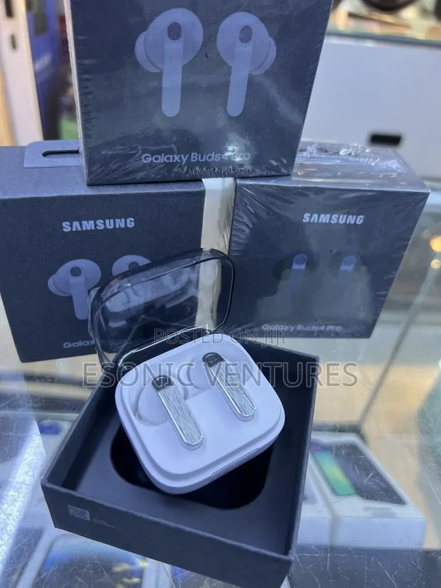 Galaxy BuDs4 Pro AirPod · Photo 1