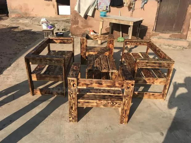 Bar And Counter Chairs For Sale · Photo 1