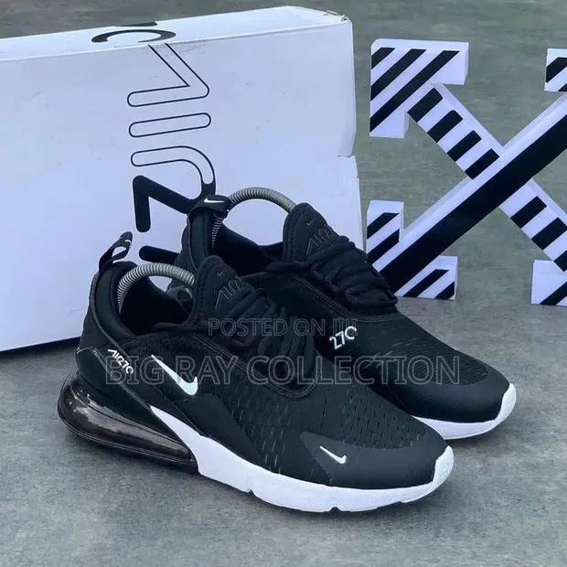 Nike 270 Sneaker · Photo 1