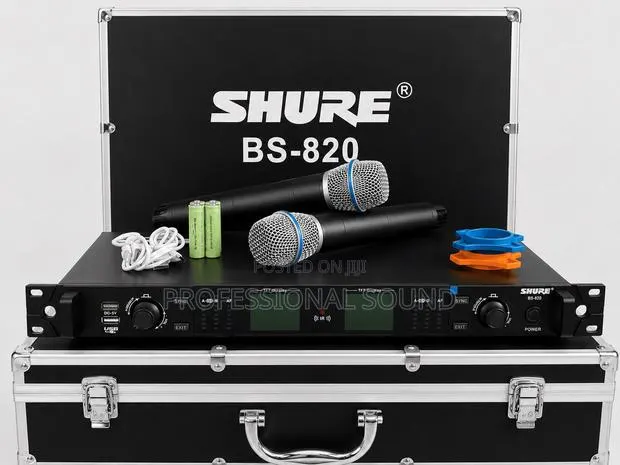 Shure Bs-820 Wireless Microphone System · Photo 1