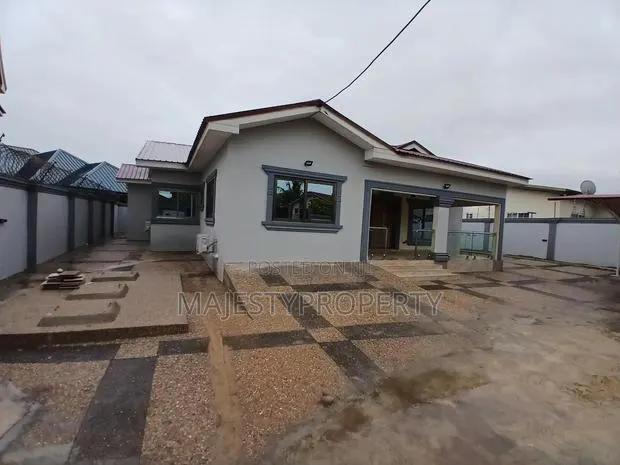 4bdrm House in Spintex for rent