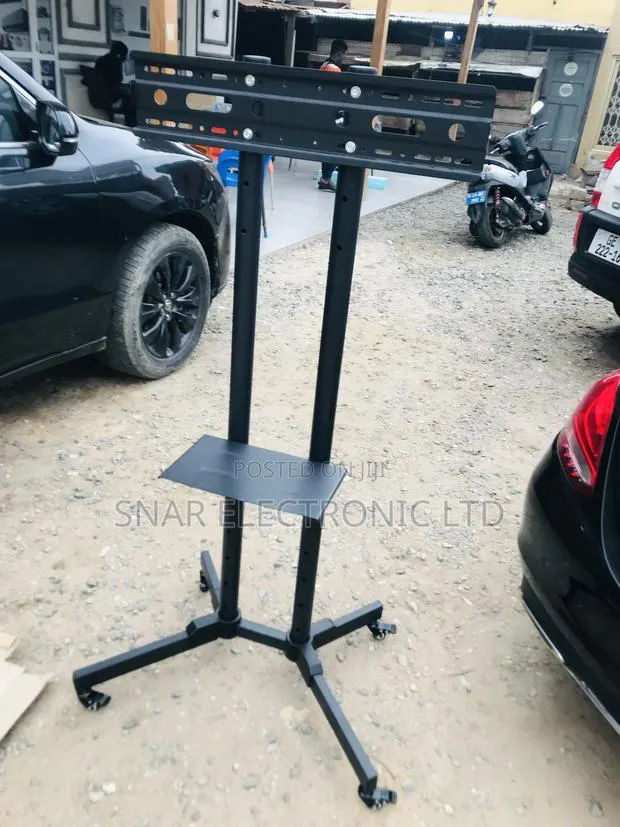 Highly Movable Mobile TV Stand Rolling Movable For 32-70 · Photo 1