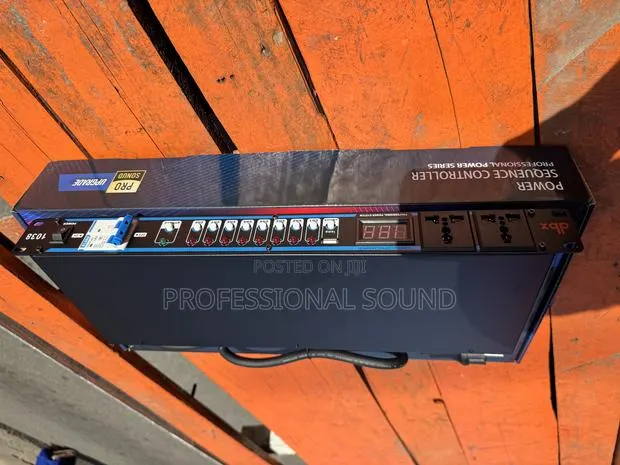 DBX 10-Channel Power Sequence Controller With Breaker · Photo 1