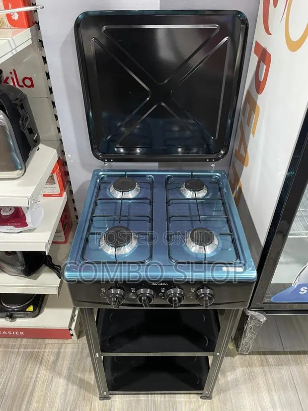 Gas Stove With Shelves · Photo 1