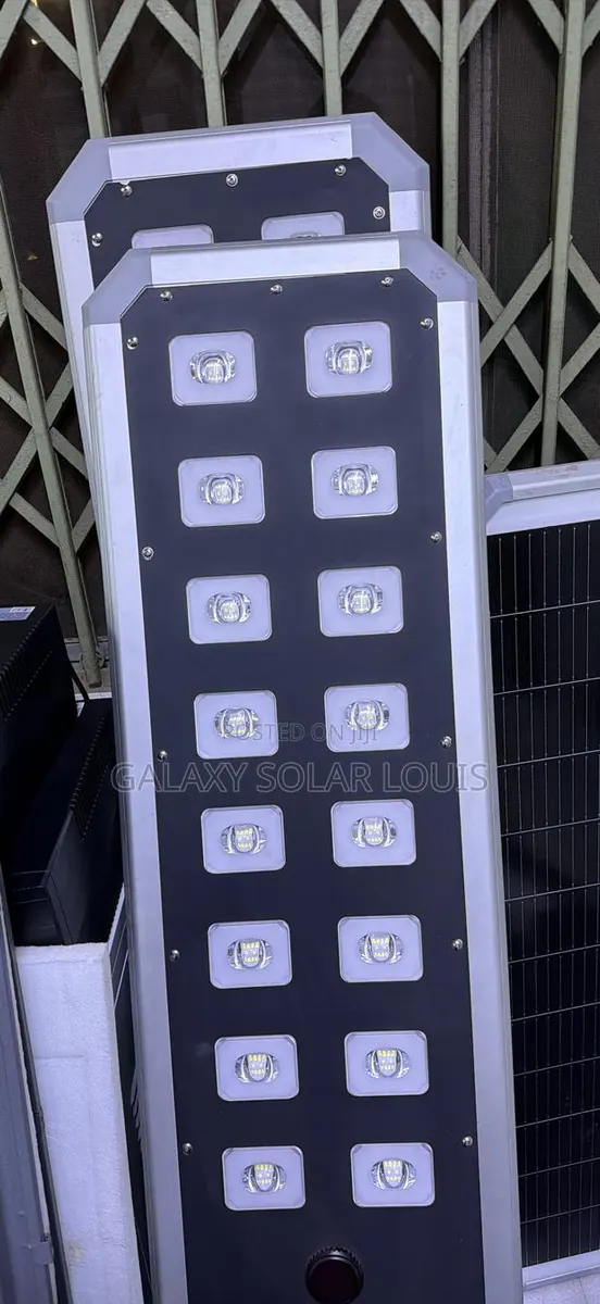 120 All in One Solar Street Light Solar Compound Light · Photo 1