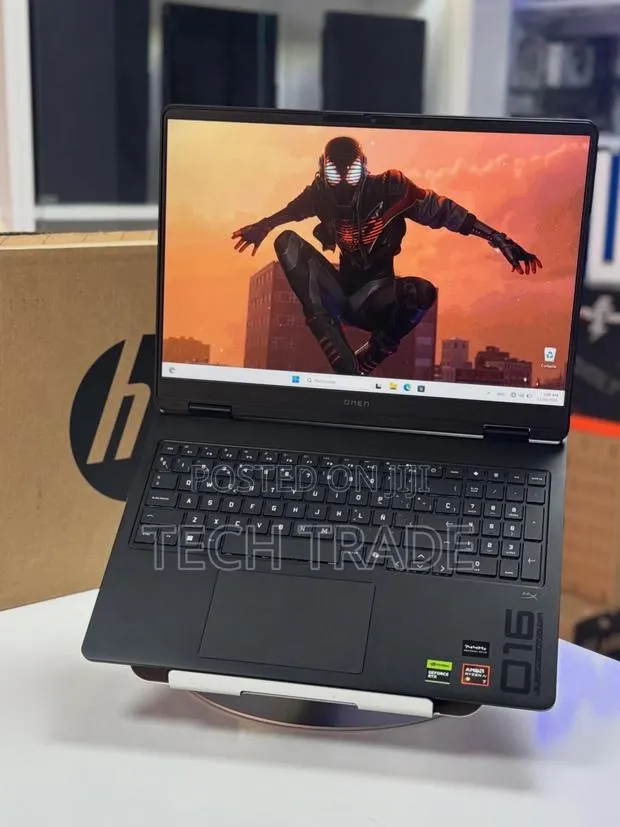 New Laptop HP Omen 17 16GB AMD Ryzen 7 SSD 512GB · Photo 1