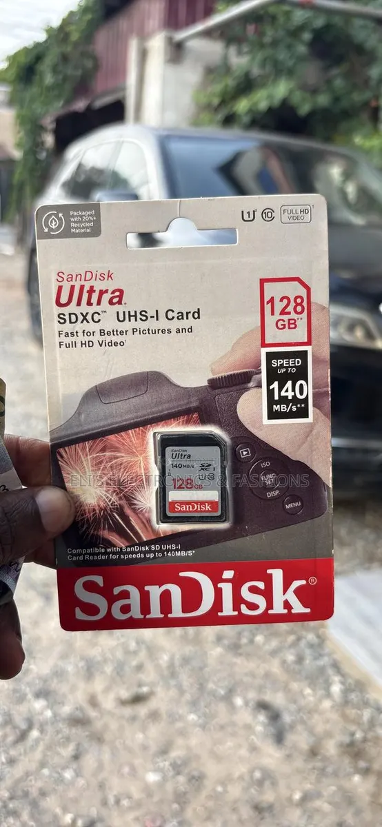 Sandisk 128 Gig With 140mb/S · Photo 1