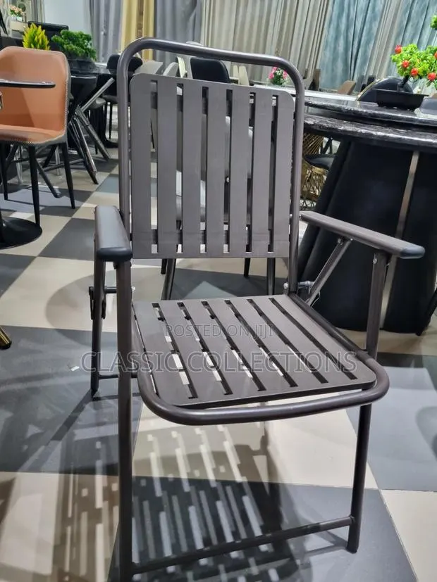 Premium Outdoor Armchair-Foldable · Photo 1