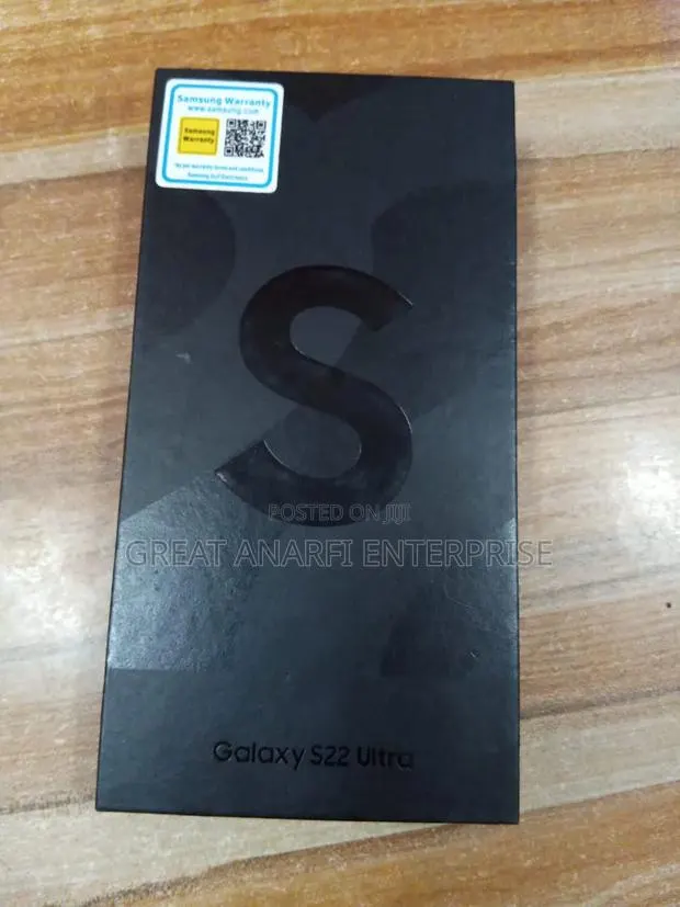 New Samsung Galaxy S22 Ultra 5G 128 GB Black · Photo 1