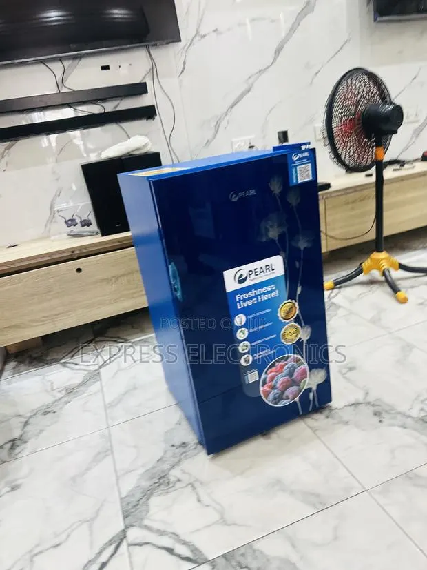 Limited Stock Blue Table Top Fridge Single Door Pf-109-2b · Photo 1