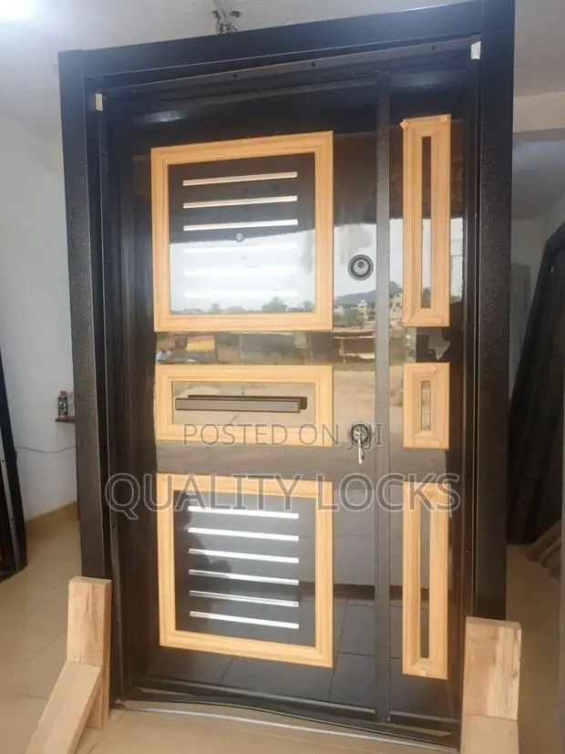 Exclusive High Quality Turkish Double Lock Door · Photo 1