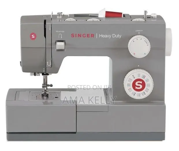 Singer Heavy Duty Sewing Machine · Photo 1