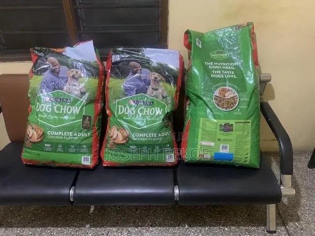 Dog Chow for Sale · Photo 1
