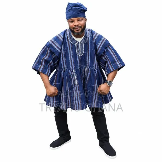 Men's Fugu Smock for Fugu Wednesday | Tryahu · Photo 1