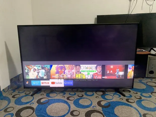 Sumsung 55” Smart TV · Photo 1