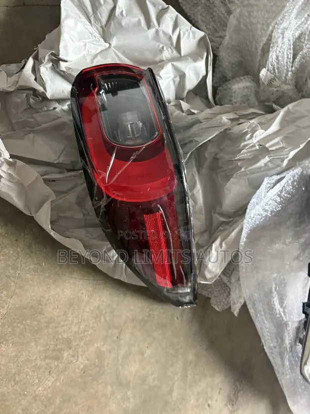 Mazda CX,2024,2025 Tail Light · Photo 1