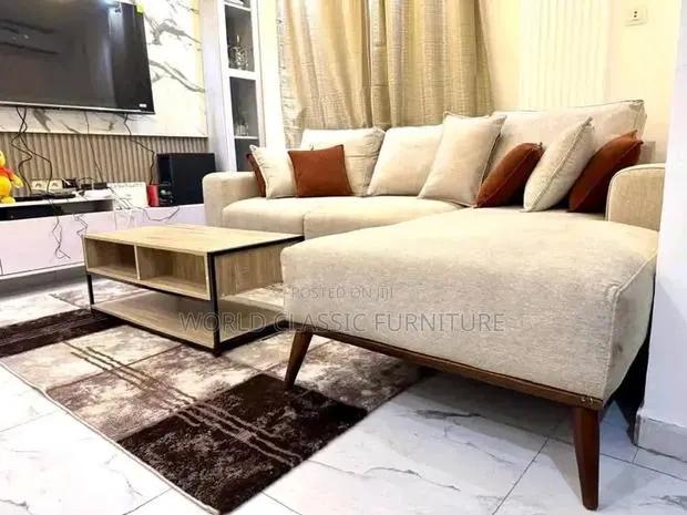 Modern L-Shape Sofa With Chaise Lounge · Photo 1