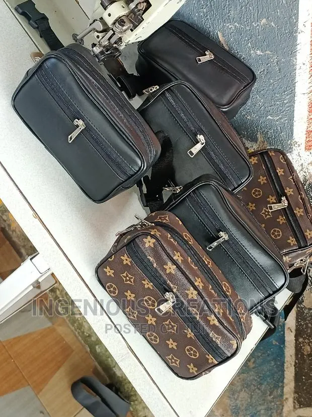 Waist Bags · Photo 1
