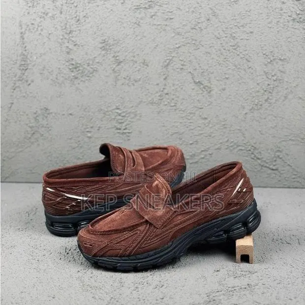 New Balance 1906l Loafer · Photo 1