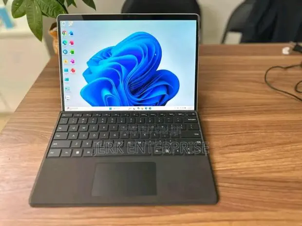 New Microsoft Surface Pro 512 GB Gray · Photo 1