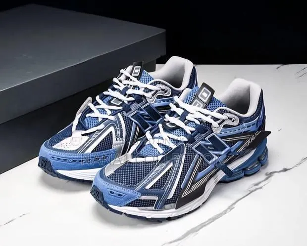 New Balance 1906r Cordura Light Blue Sneakers · Photo 1
