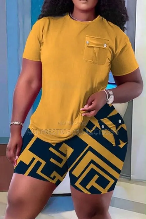 Piece Short Set - Yellow Pocket T-Shirt Geometric Print Shorts · Photo 1
