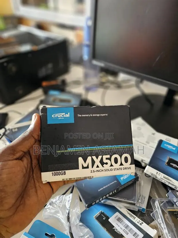 Crucial 1tb SSD Sata · Photo 1