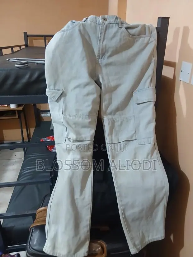 Mr Price Baggy Jeans With Pockets · Photo 1
