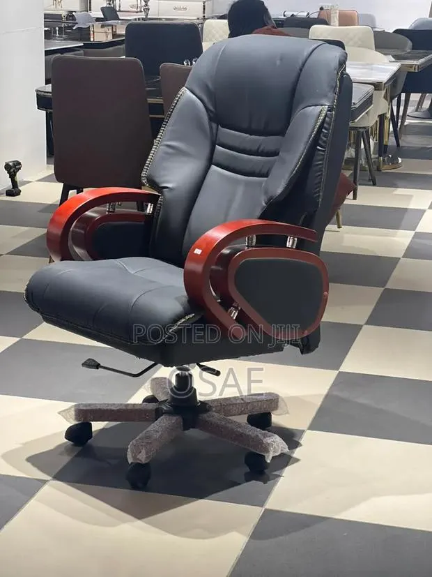 Senior Executives Office Chairv · Photo 1