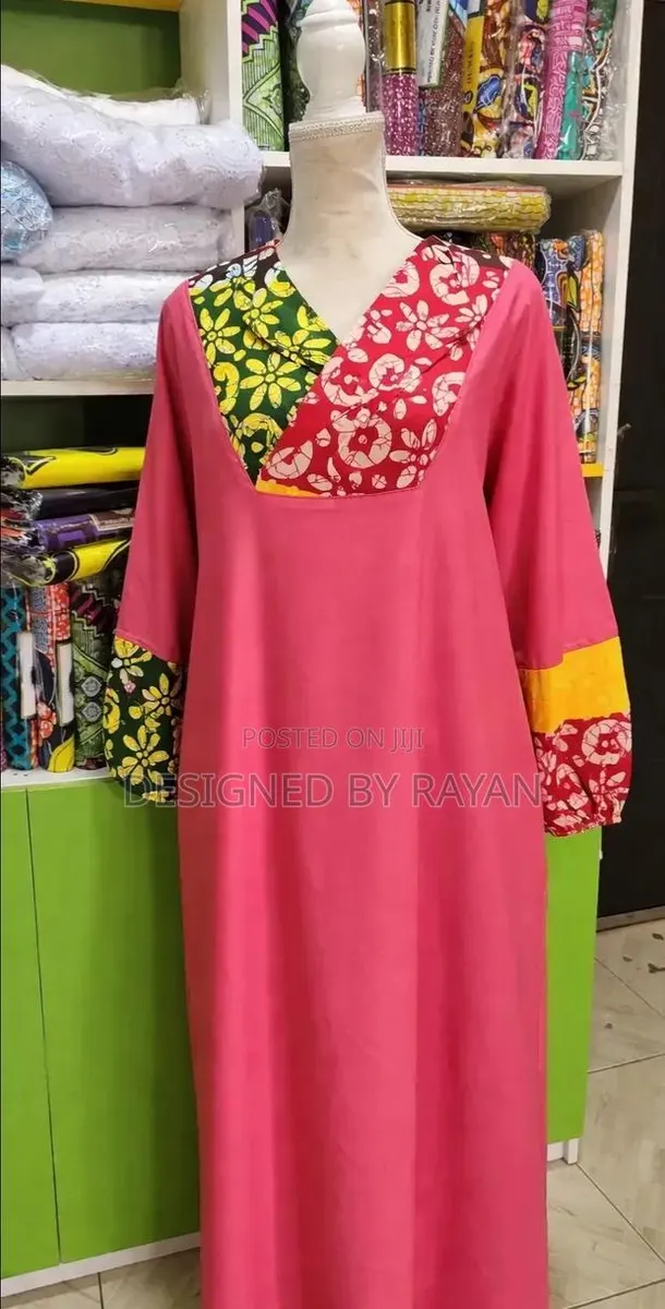 Hafsa Dress · Photo 1