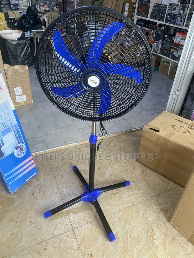 18 Inch Standing Fan With Oscillation Function · Photo 1