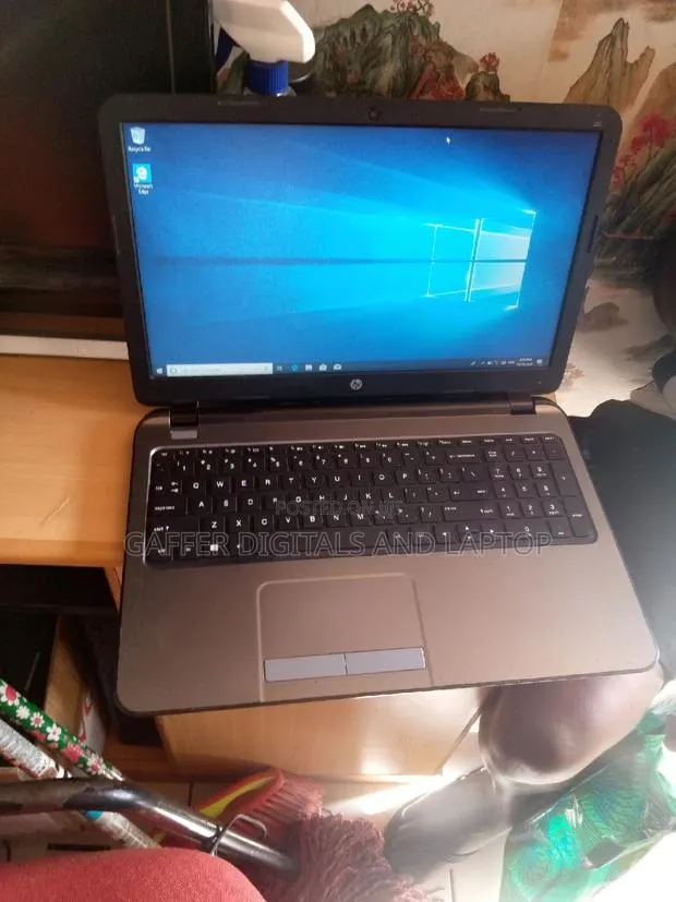 Laptop HP 255 G4 4GB AMD A4 HDD 350GB · Photo 1