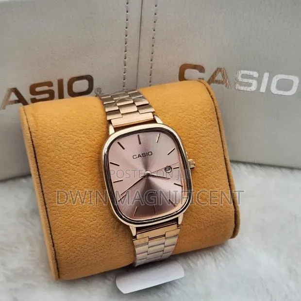 Stainless Casio Analog · Photo 1