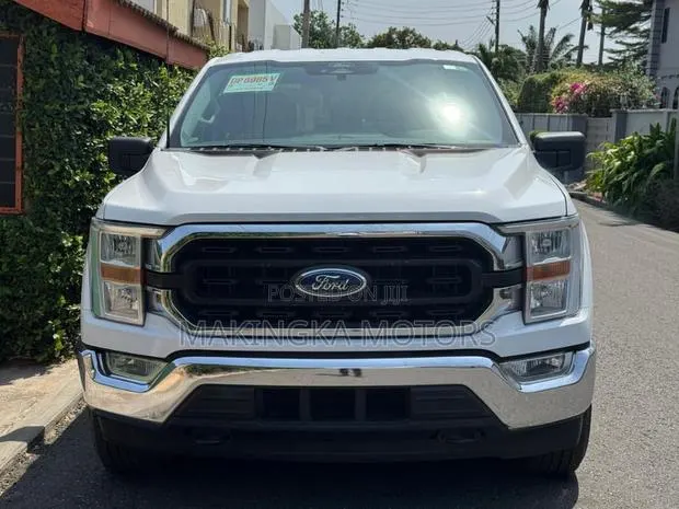 Ford F-150 XL 2022 White · Photo 1