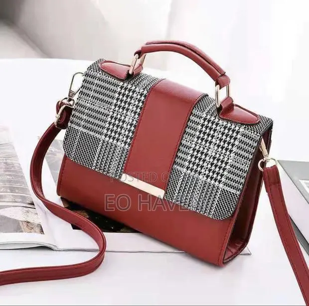 Sling Shoulder Handbag · Photo 1