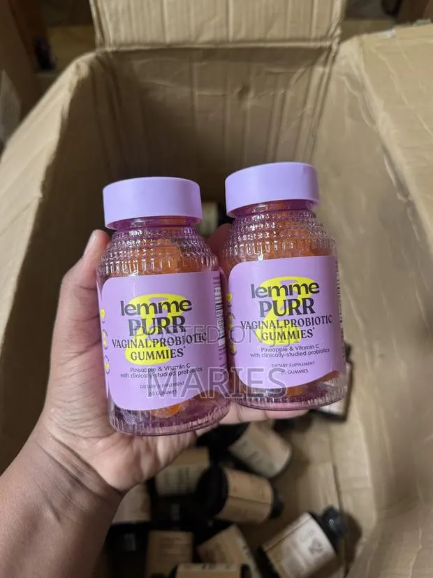 Lemme Purr Gummies · Photo 1