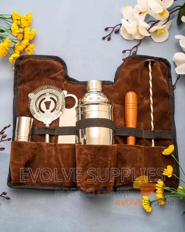 7 PCS Cocktail Tool Set With Bag · Photo 1